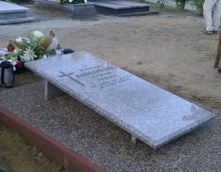 nagrobek-pojedynczy-32