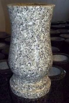 wazon-granitowy-strzegomski